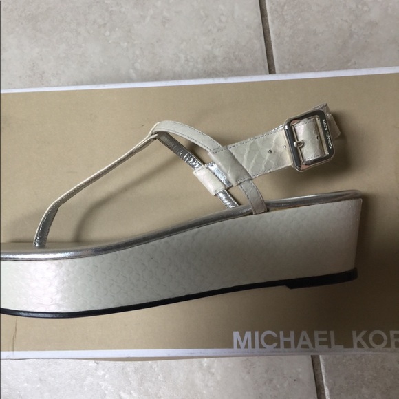 Michael Kors Sandals - Picture 4 of 5